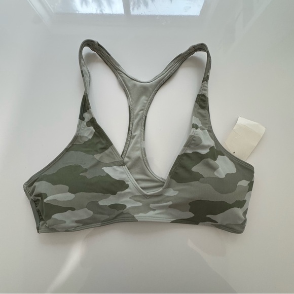 aerie Other - Aerie Green Camo Sports Bra
